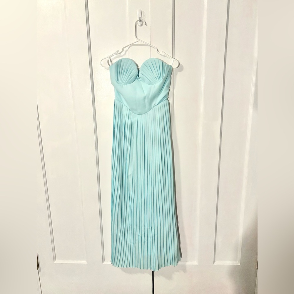Elegant Strapless Blue Pleated Corset Dress - Picture 4 of 6
